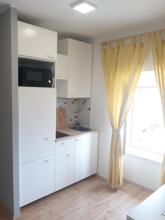 Studio Apartman "Nicole" Póla Kültér fotó
